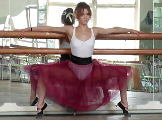 flexy teens Alla Zadornaya gymnast posing